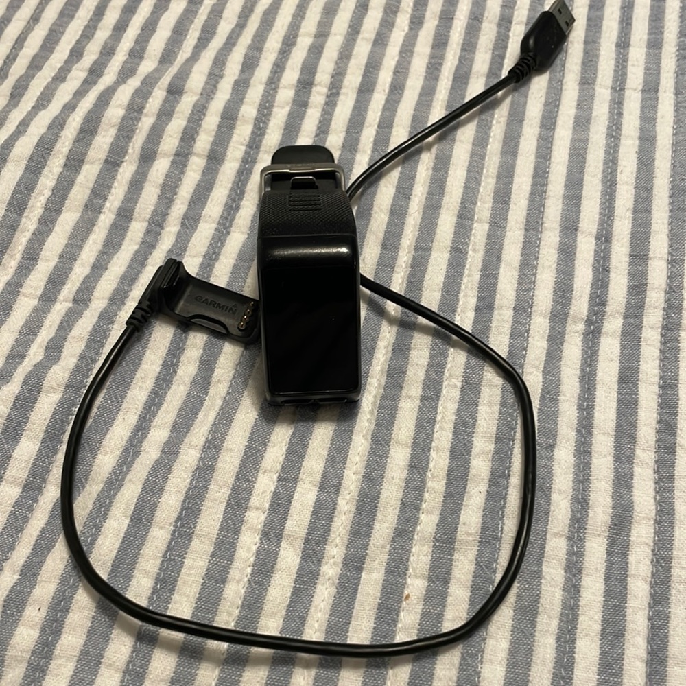 Garmin Vivoactive HR with Charger